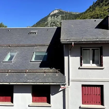 A 50m Du Centre & Des Telecabines, Nid Douillet * Cauterets